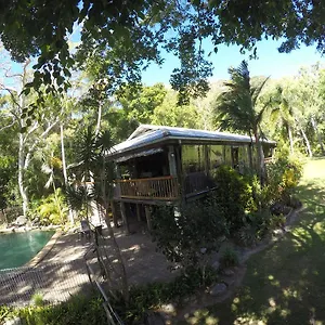  Lodge Mungumby